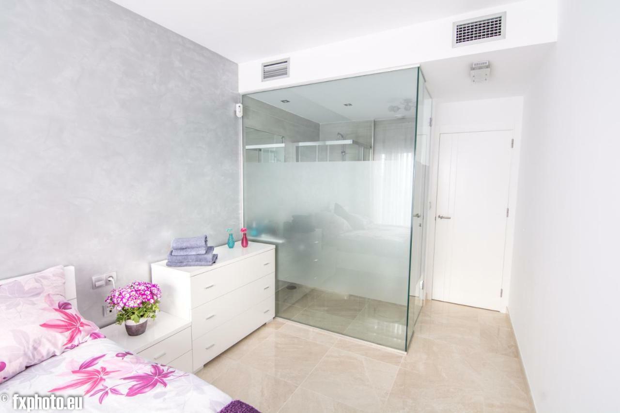 Eluxuria Sunny Villa Torrevieja Bagian luar foto